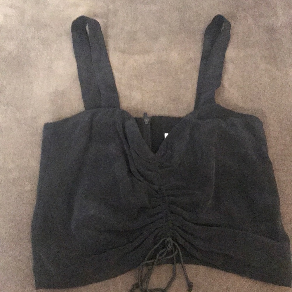 NWOT Ruched crop top